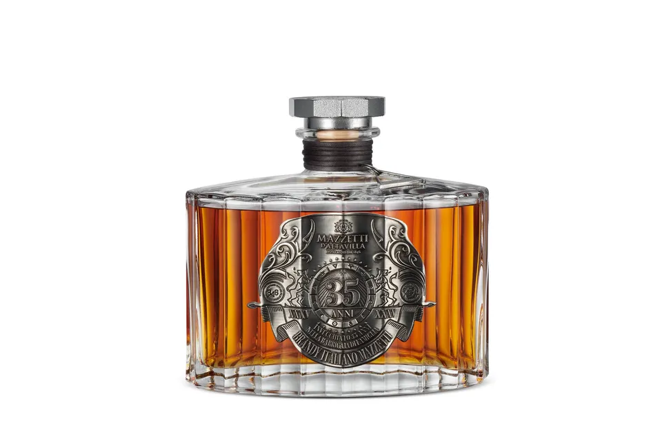 mazzetti-d-altavilla-brandy-invecchiato-35-anni image 1