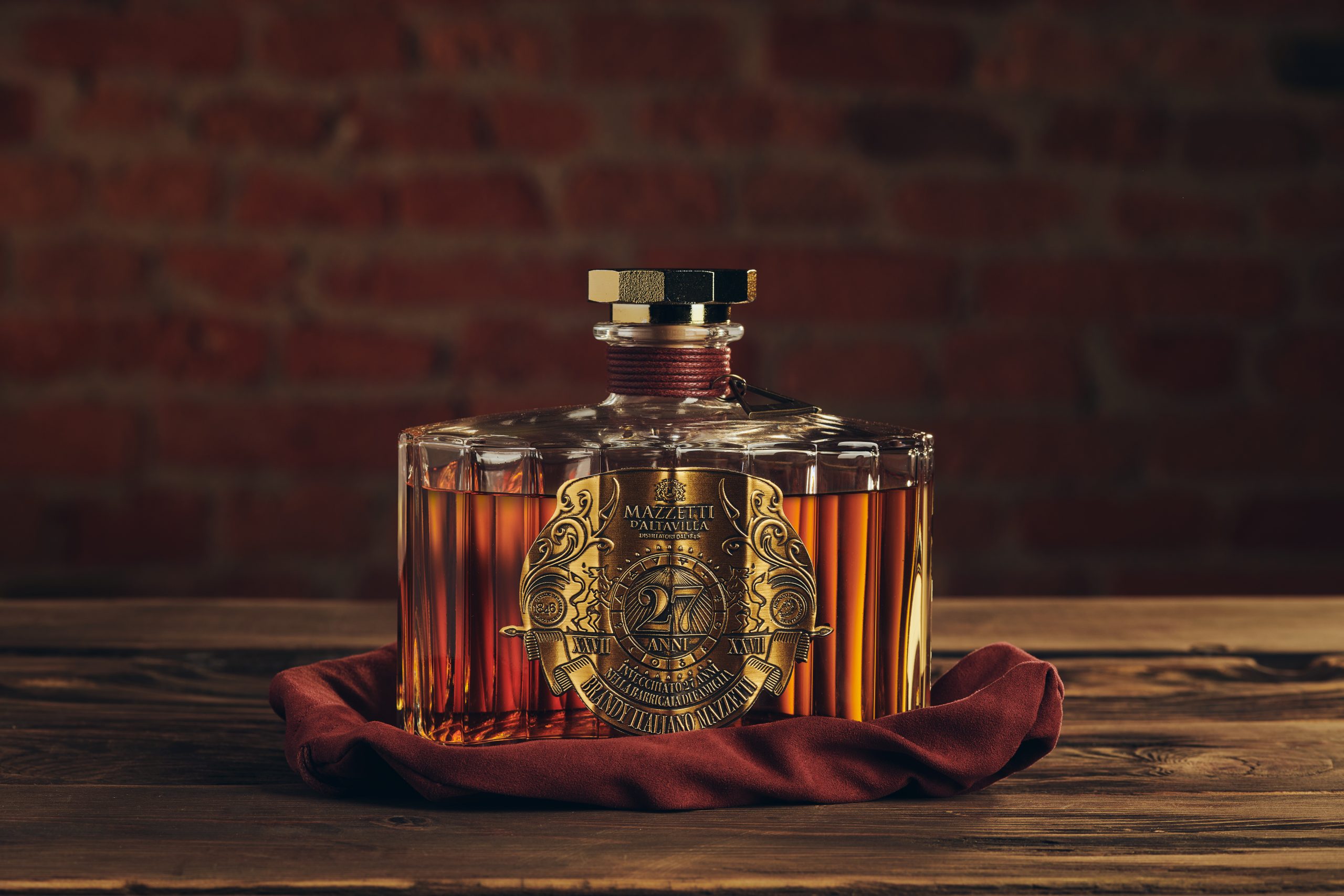mazzetti-d-altavilla-brandy-italiano-invecchiato-27-anni image 2