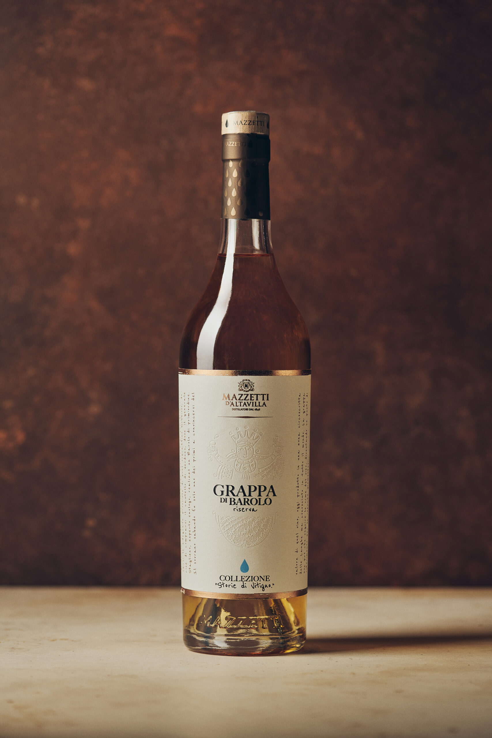 mazzetti-d-altavilla-grappa-di-barolo-riserva-collezione-storie-di-vitigno image 3