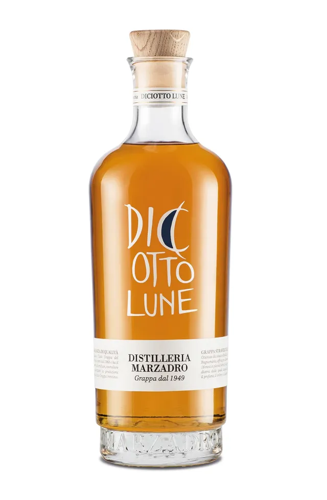 marzadro-grappa-le-diciotto-lune-invecchiata-18-mesi-700-ml image 1