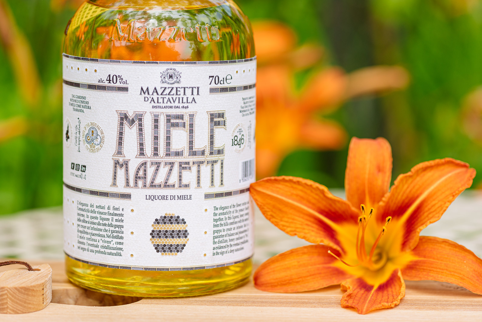 mazzetti-d-altavilla-miele-liquore-di-miele-e-grappa-delle-colline image 2