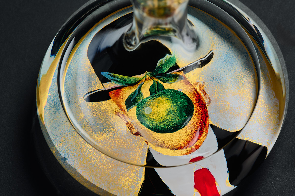 mazzetti-d-altavilla-decant-art-ren-magritte-grappa-di-moscato-giovane image 2